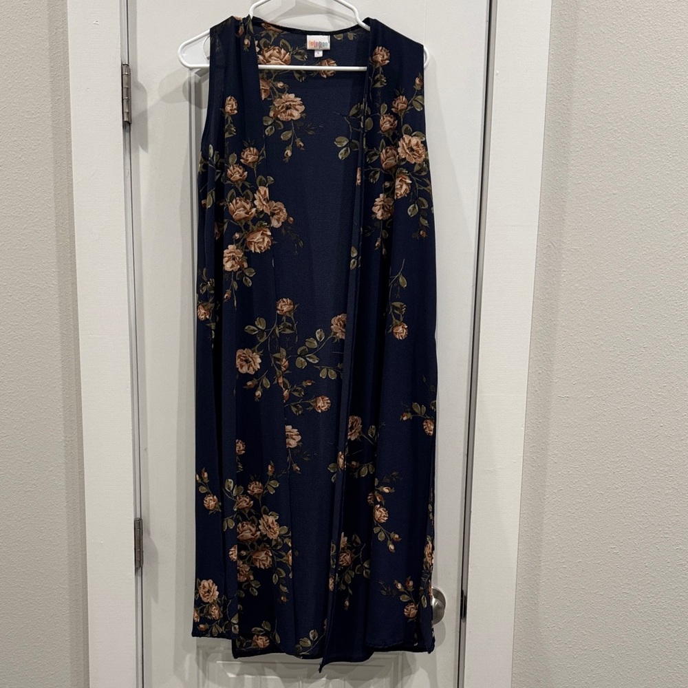 Floral Sleeveless Flowing Duster